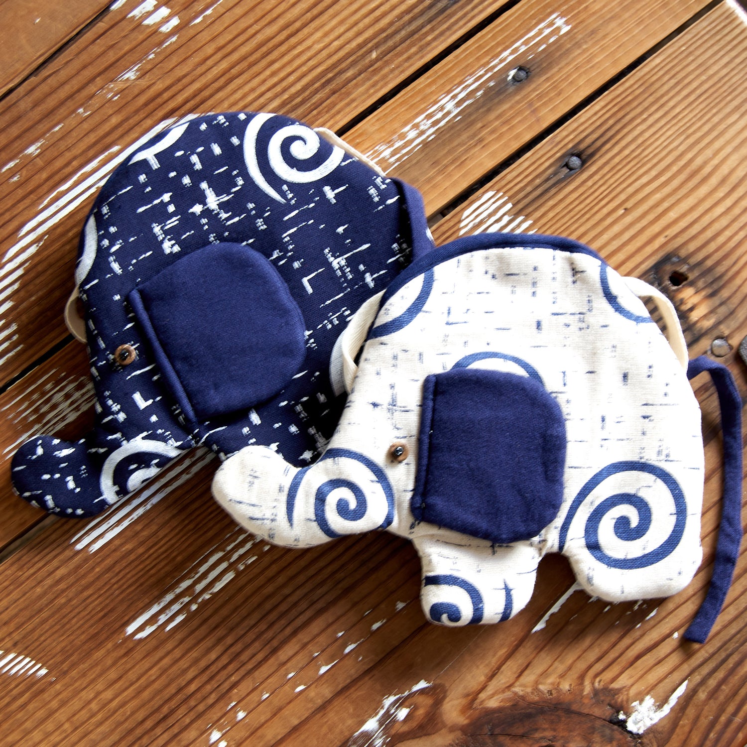 Elephant Swirls Girl Purse