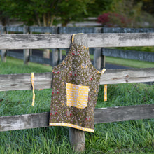 Load image into Gallery viewer, Apron - Kalamkari Print
